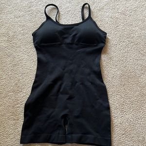 amazon - jumpsuit - small - black